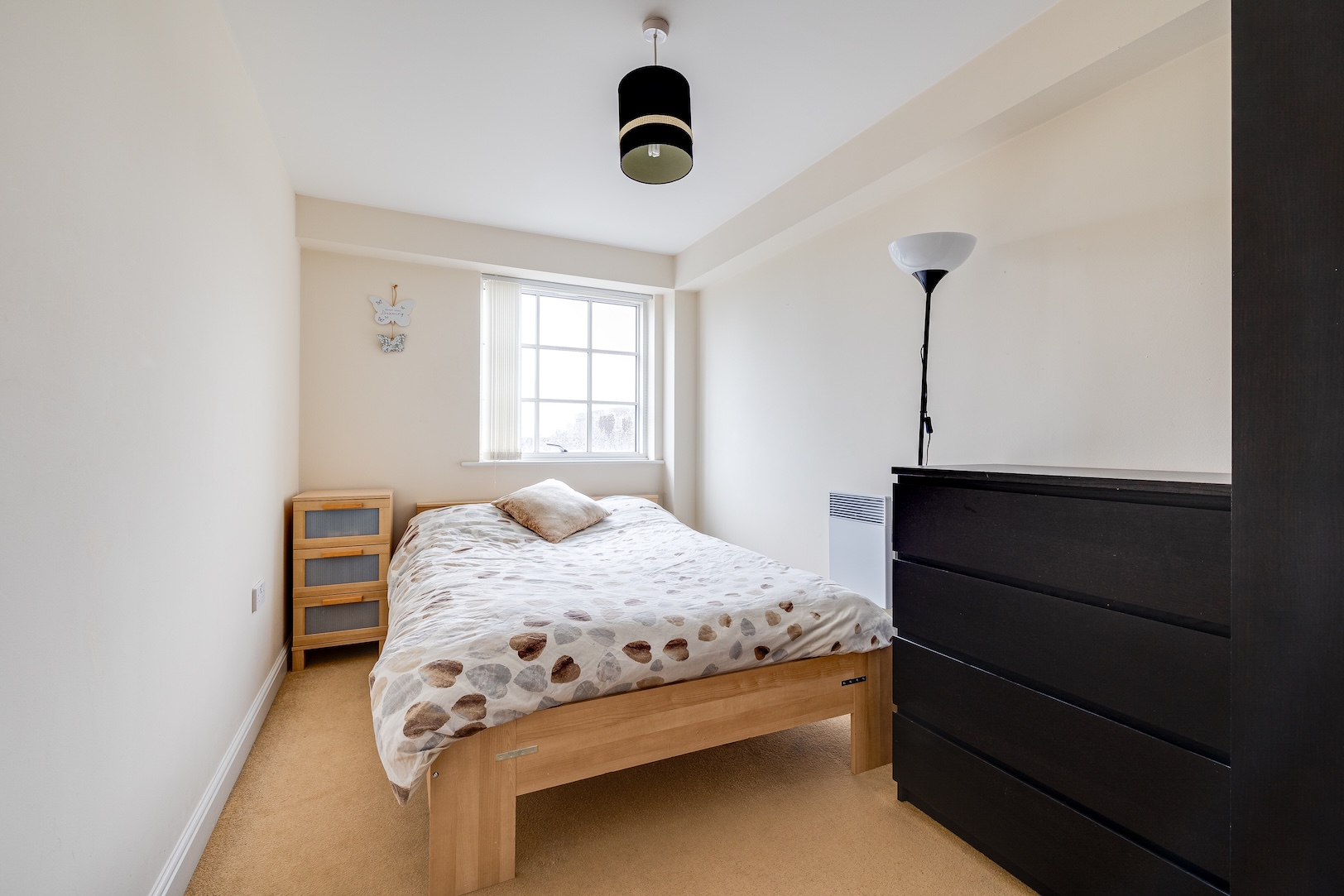 4J6A7153HDR117WharftonCourt.Resized.jpg