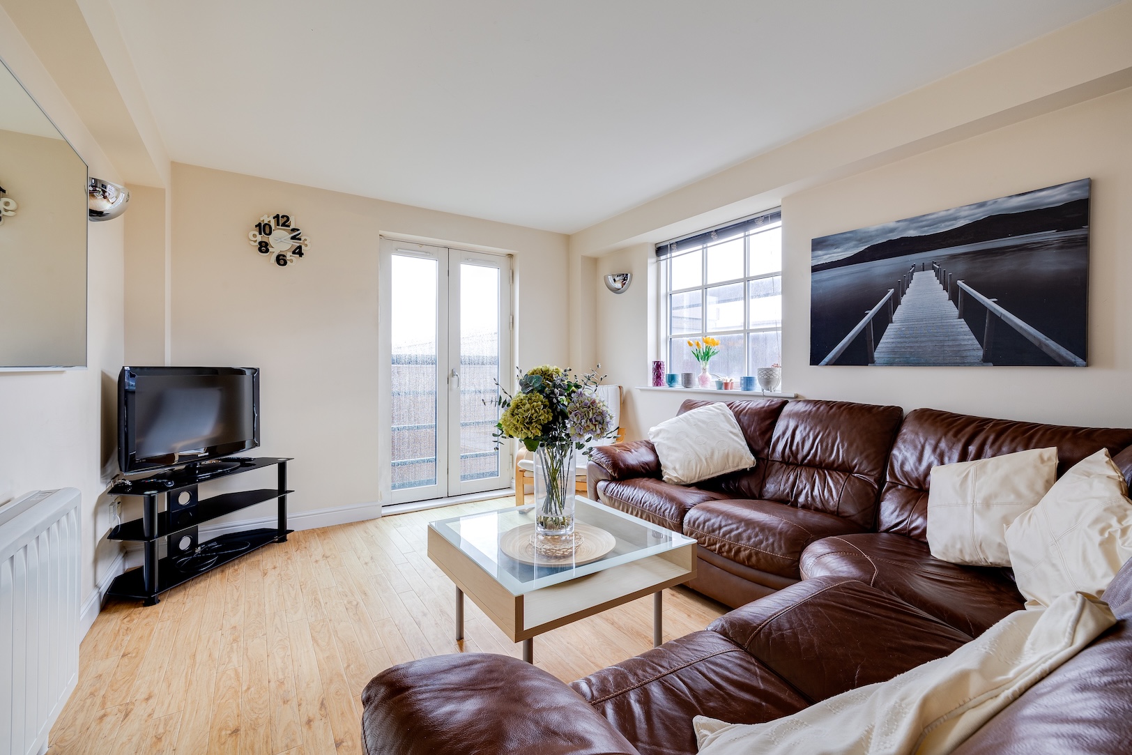 4J6A7163HDR117WharftonCourt.Resized.jpg
