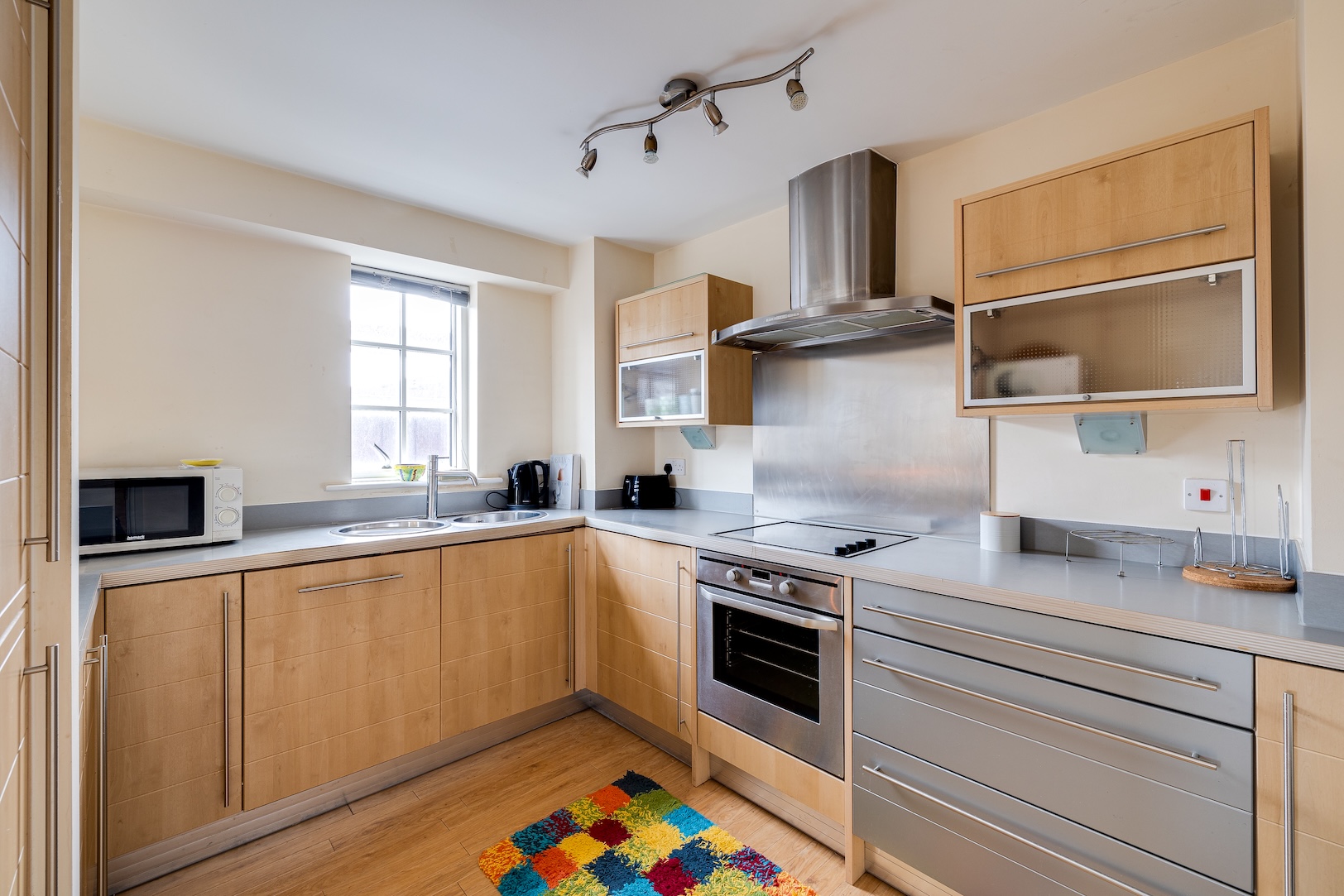 4J6A7178HDR117WharftonCourt.Resized.jpg