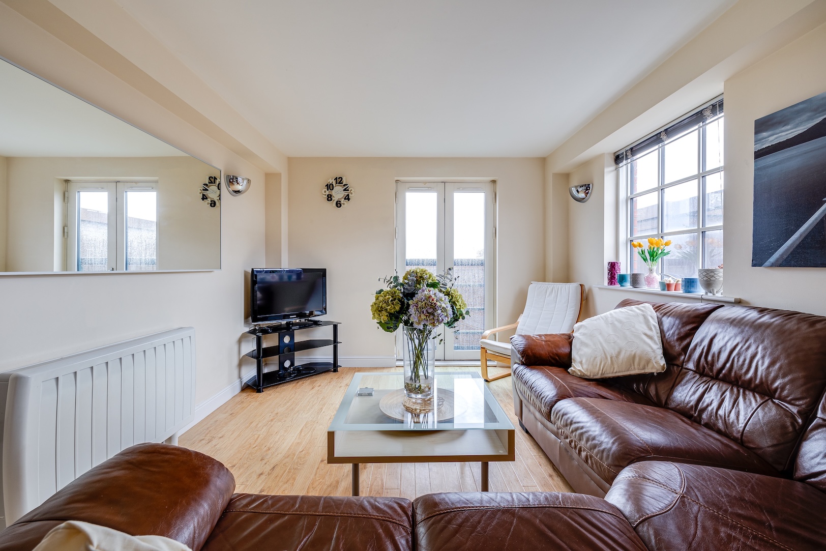 4J6A7183HDR117WharftonCourt.Resized.jpg
