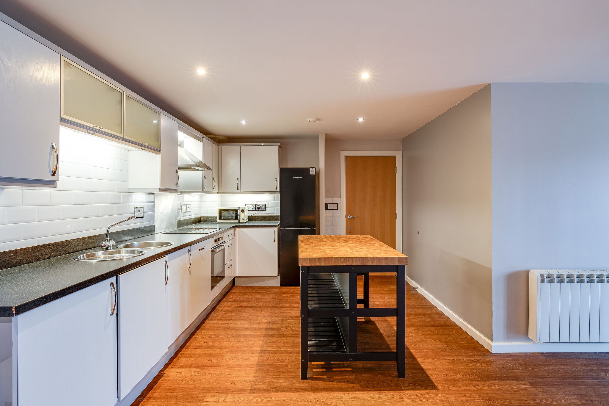 4J6A2819HDR167SaddleryWay.Highres.jpg