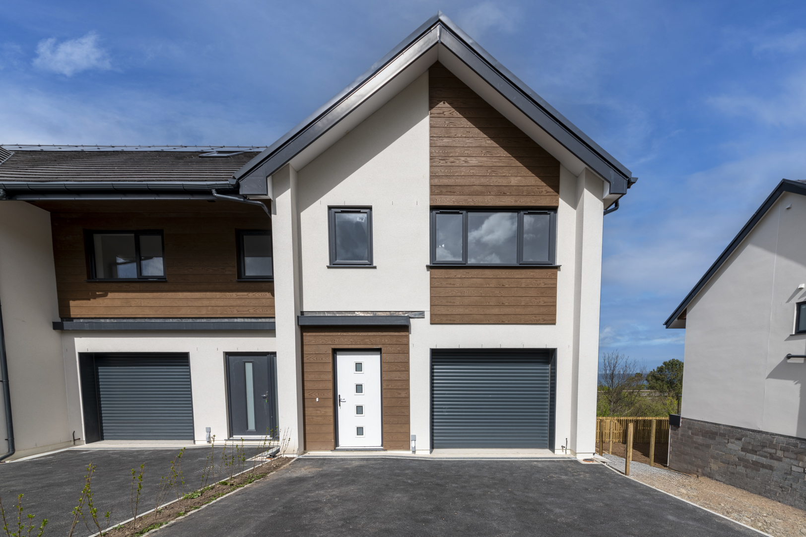 Galwad Y Mor, Penmaenmawr, LL34