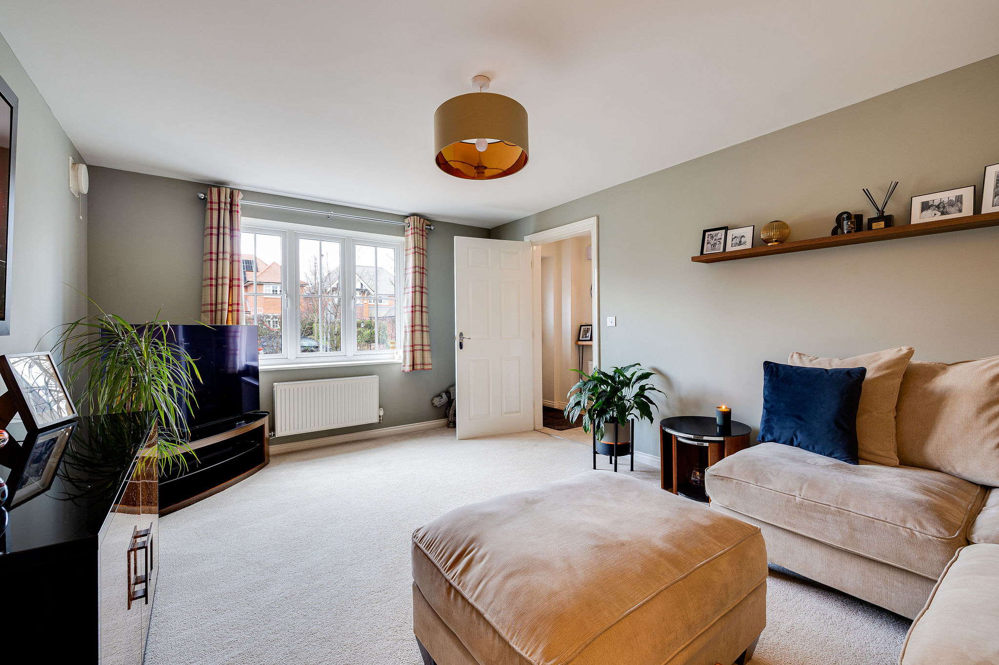 4J6A6894HDR-Edit8LightfootMews.Highres.jpg