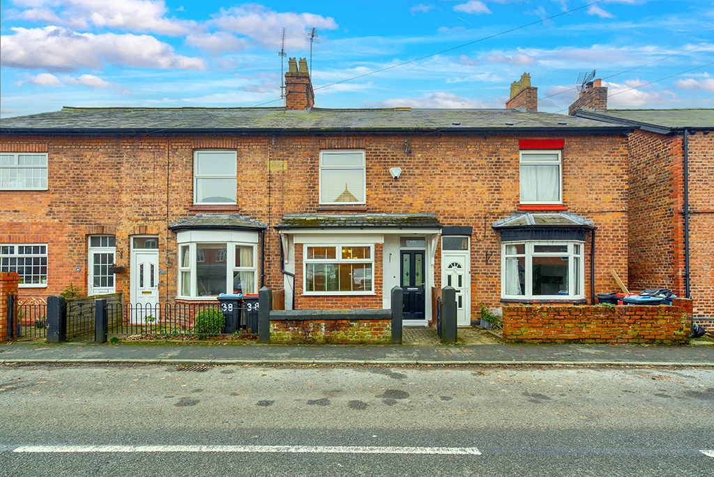 Pearl Lane, Vicars Cross, CH3